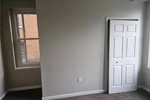 1935 Delaware Ave, Pittsburgh, PA 15218 - Photo 10