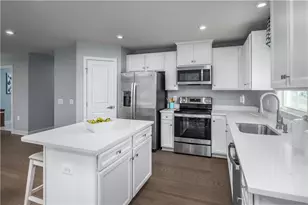 395 Horseshoe Loop, South Franklin, PA 15301 - Photo 6