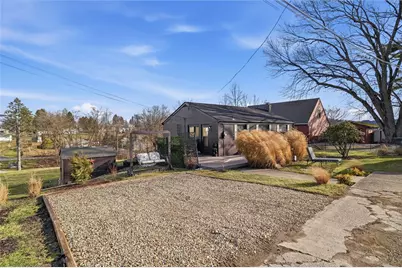 341 Sycamore Street, Findlay Township, PA 15126 - Photo 4