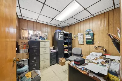 735 Perry Hwy, Lancaster Township, PA 16037 - Photo 16