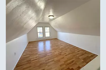 1020 Lakewood Ave, Elliott, PA 15220 - Photo 2