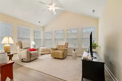 1254 Sandy Ridge Dr, Buffalo Township, PA 16055 - Photo 6