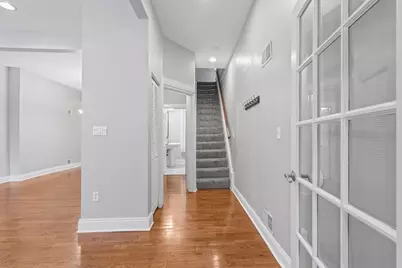 1302 Sarah St, Pittsburgh, PA 15203 - Photo 2