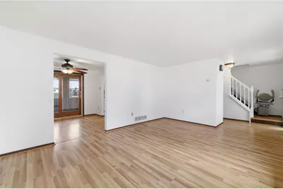 5167 Janie Dr, Pittsburgh, PA 15227 - Photo 6