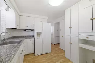 5167 Janie Dr, Pittsburgh, PA 15227 - Photo 12