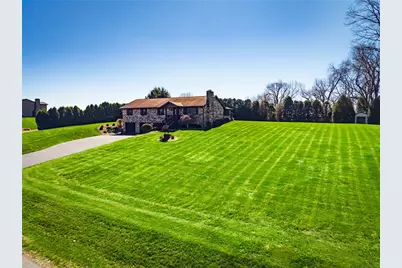 190 Portman Rd, Summit Township, PA 16002 - Photo 2