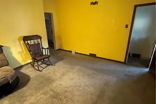 1513 Manhattan St, Pittsburgh, PA 15233 - Photo 4