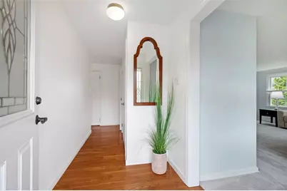 1587 Ashlawn Dr, Pittsburgh, PA 15241 - Photo 2