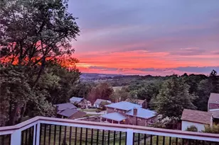 1587 Ashlawn Dr, Pittsburgh, PA 15241 - Photo 8