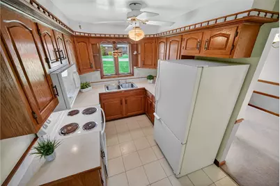 105 Clearview Dr, Economy, PA 15005 - Photo 12