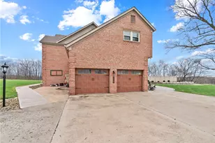 137 Pearce Rd, Adams Township, PA 16046 - Photo 28