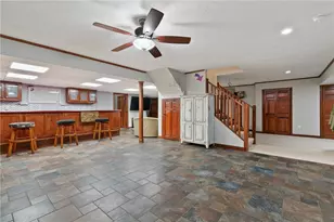 137 Pearce Rd, Adams Township, PA 16046 - Photo 24