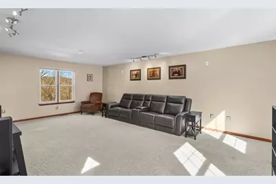 327 Garden Hill Dr, East Deer, PA 15084 - Photo 16