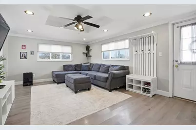 2833 Oak St, Bethel Park, PA 15102 - Photo 6