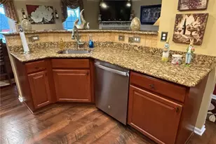 206 Cherry Bark Dr, Harrison Township, PA 15065 - Photo 12