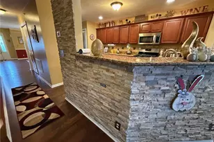 206 Cherry Bark Dr, Harrison Township, PA 15065 - Photo 10