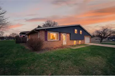 201 Golf Ave, Ellport, PA 16117 - Photo 1