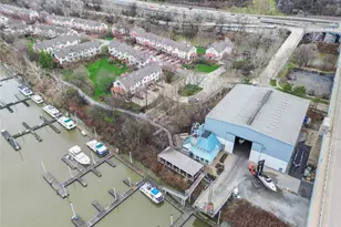 59 Waterfront Dr, Washington's Landing, PA 15222 - Photo 44