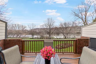 59 Waterfront Drive, Washington's Landing, PA 15222 - Photo 16