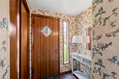 2027 Brookfield Rd, Scott Township, PA 15243 - Photo 2