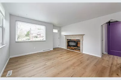 3900 Bonita Dr, Hampton, PA 15101 - Photo 2