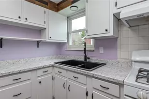 3900 Bonita Dr, Hampton, PA 15101 - Photo 6