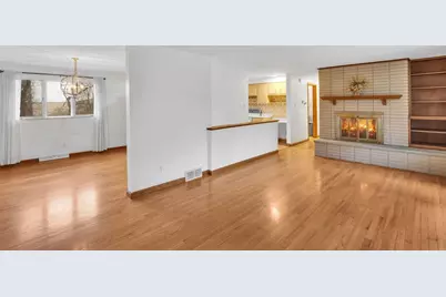 15 Pleasant Dr, Monessen, PA 15062 - Photo 6