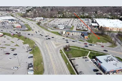 339 S Hermitage Rd, Hermitage, PA 16148 - Photo 4