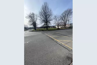 339 S Hermitage Rd, Hermitage, PA 16148 - Photo 14