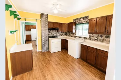 1206 Chestnut St, Connellsville, PA 15425 - Photo 14