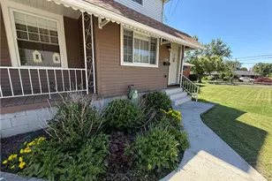 1206 Chestnut St, Connellsville, PA 15425 - Photo 2