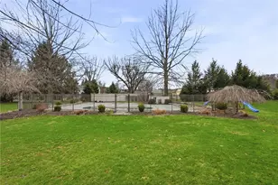 108 Kimberwicke Ct, Cranberry Township, PA 16066 - Photo 34