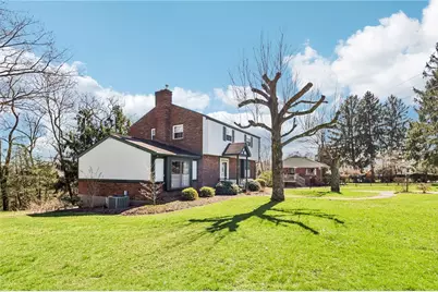 5404 Peach Dr, Richland, PA 15044 - Photo 2