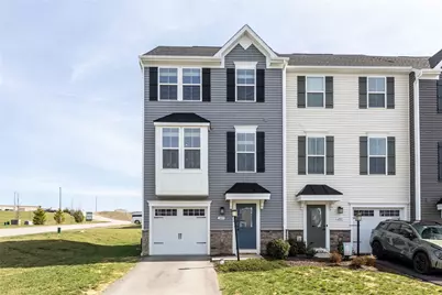 2013 Cade Dr, Monaca, PA 15061 - Photo 2