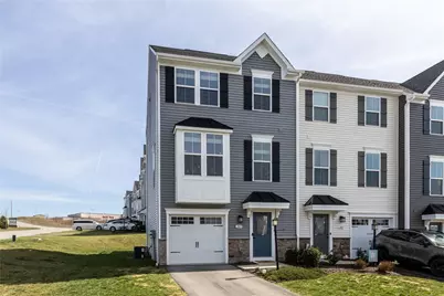 2013 Cade Dr, Monaca, PA 15061 - Photo 1