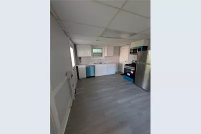 241 E 18th Ave, Homestead, PA 15120 - Photo 8