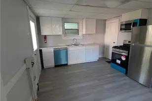 241 E 18th Ave, Homestead, PA 15120 - Photo 8