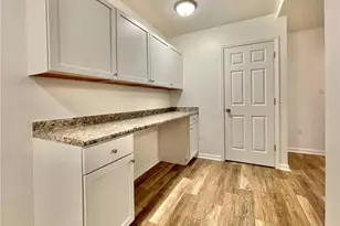 860 Pennsylvania Ave, Coraopolis, PA 15108 - Photo 10