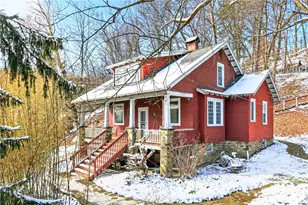 3984 Mt Royal Bl, Hampton, PA 15101 - Photo 1