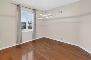 1585 Stone Mansion Dr, Pittsburgh, PA 15143 - Photo 12