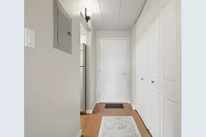 5 Bayard Rd #520, Pittsburgh, PA 15213 - Photo 2