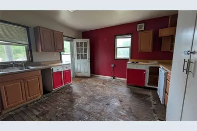 102 Moose Hill Road, East Bethlehem, PA 15348 - Photo 10