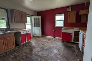 102 Moose Hill Rd, East Bethlehem, PA 15348 - Photo 10