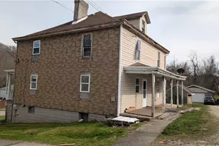 102 Moose Hill Rd, East Bethlehem, PA 15348 - Photo 2