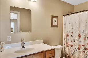 1010 Country Club Dr, Penn Twp, PA 15644 - Photo 16