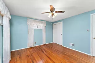 4578 Mapledale Dr, Pittsburgh, PA 15120 - Photo 14