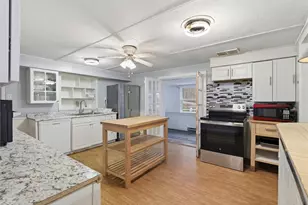 438 Lindsay Rd, Jackson Township, PA 16063 - Photo 2