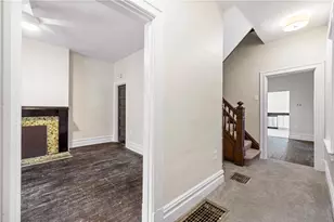 121 Hawkins, Pittsburgh, PA 15214 - Photo 8