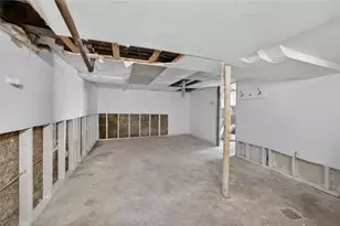 120 E 20th Ave, Munhall, PA 15120 - Photo 22