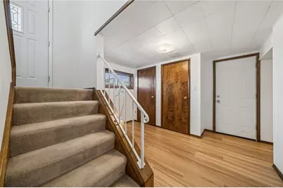 1435 Great Oak, Scott Township, PA 15220 - Photo 18